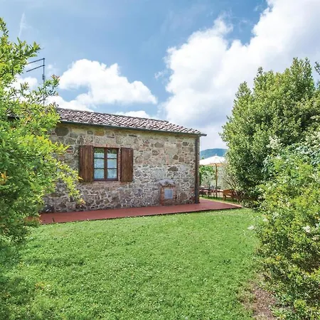 2 Bedroom Lovely In Si * Trequanda