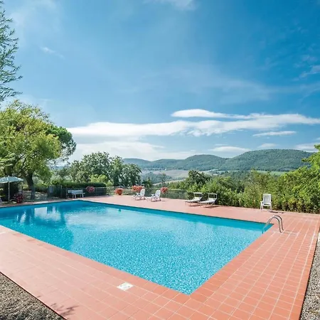 2 Bedroom Lovely In Si Trequanda